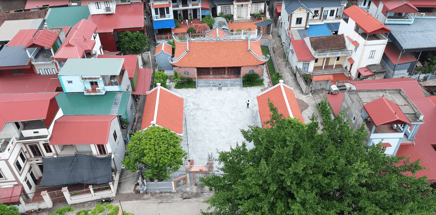 Đình Hương Vân